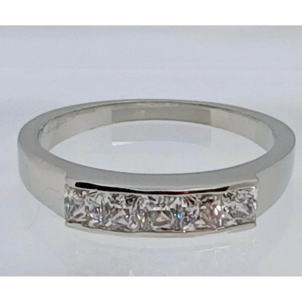 Silver Tone Princess Cut 5 Stone Channel Set Cubic Zirconia Band Ring Size 9